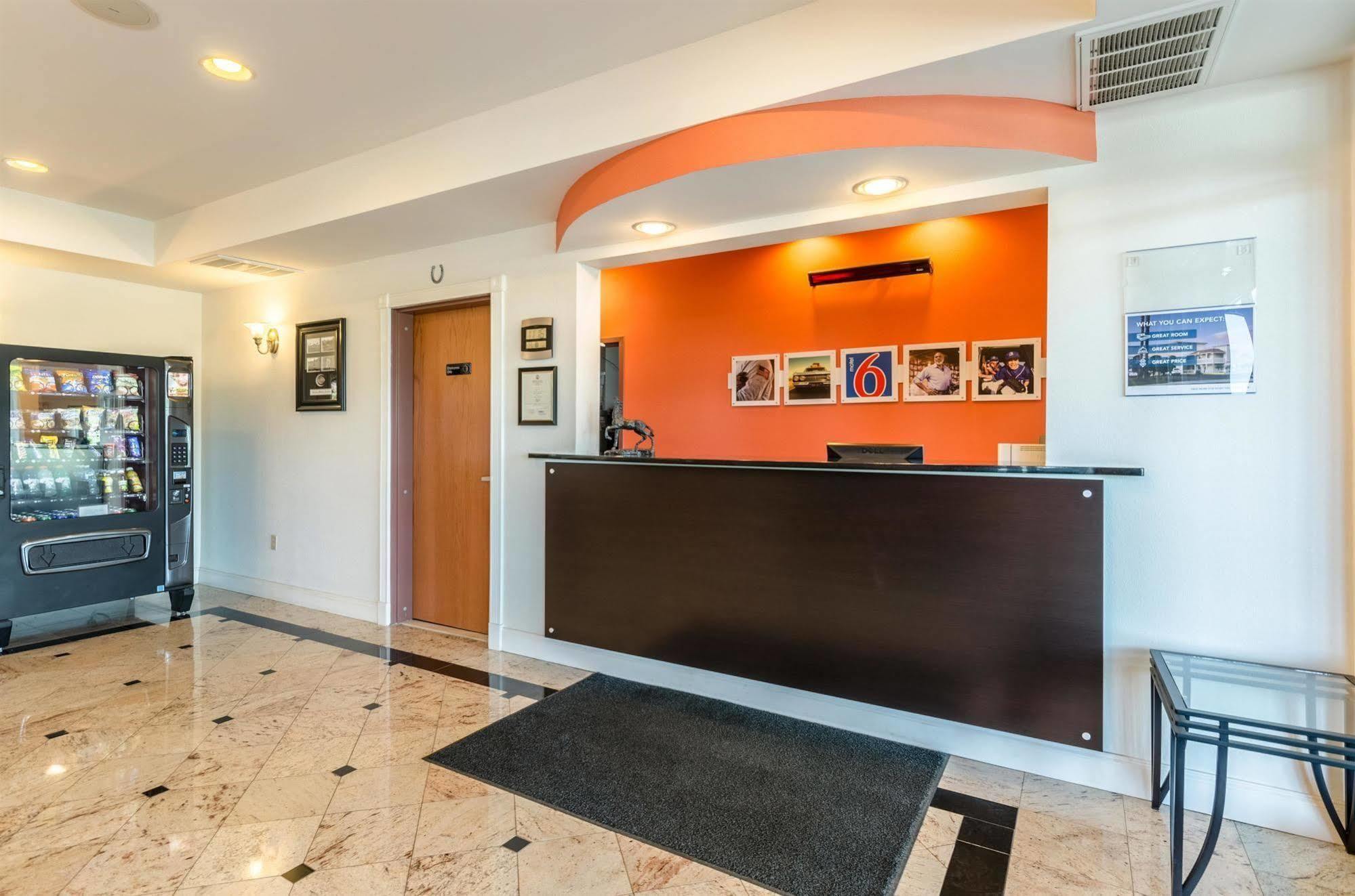 Motel 6-Lexington, Va Luaran gambar