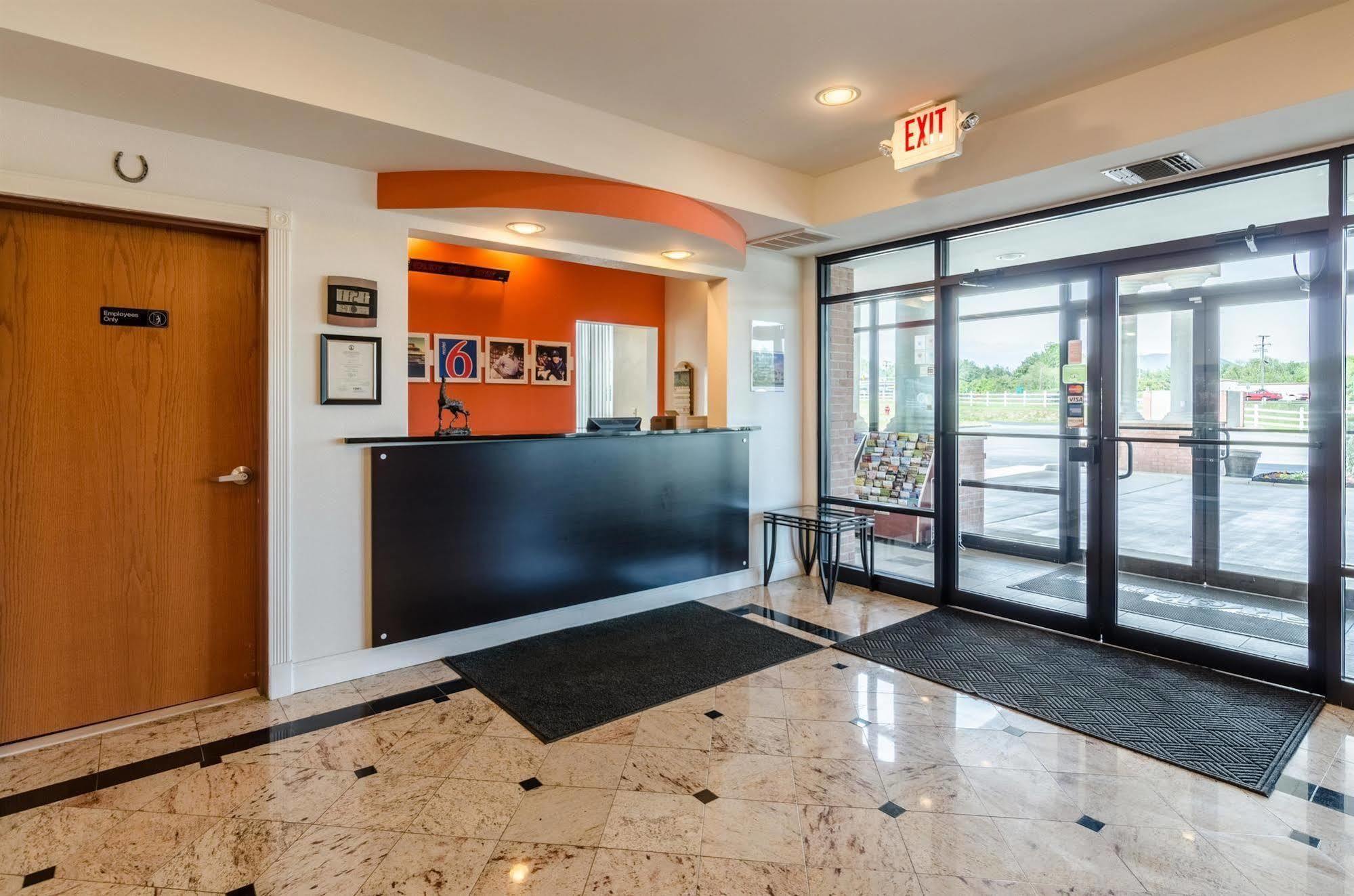 Motel 6-Lexington, Va Luaran gambar